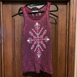 Maurice’s L Burnout Tribal design tank